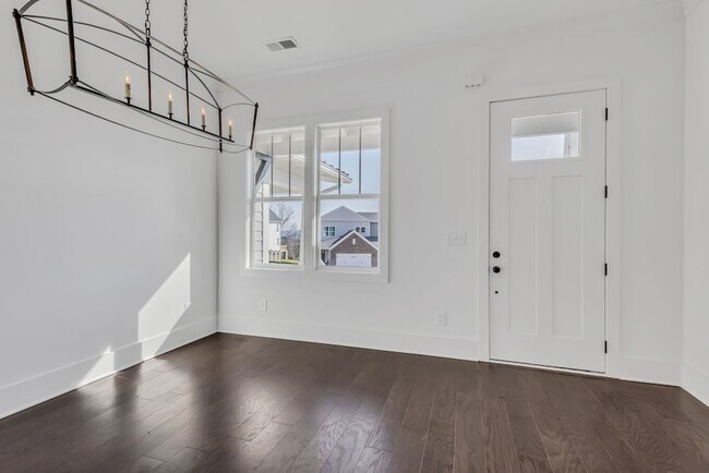 Building Photo - 2127 Gildridge Dr