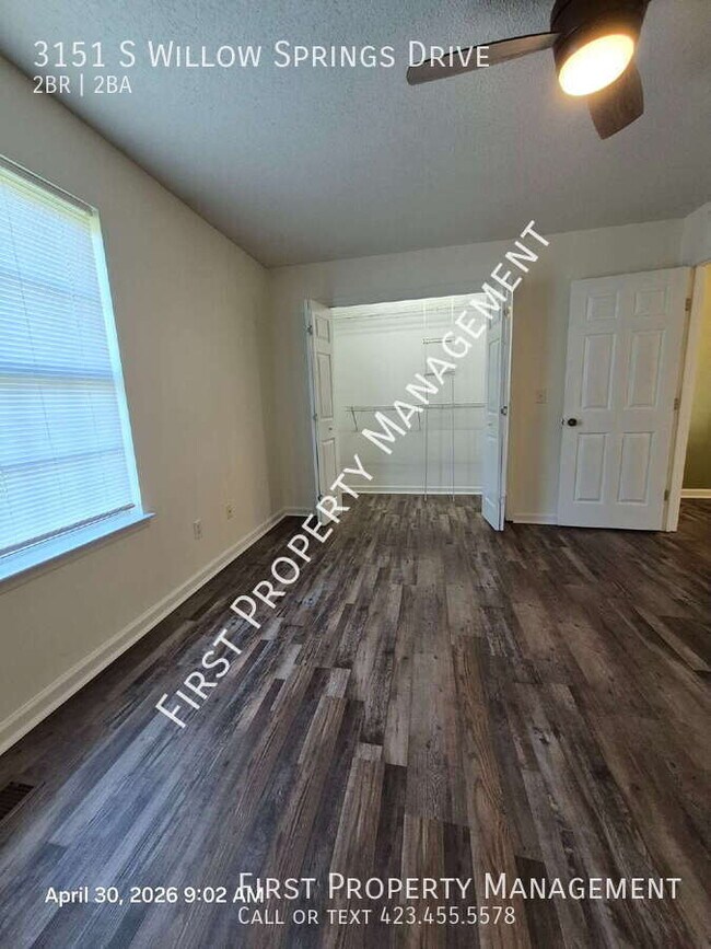 Building Photo - 3151 Willow Springs Dr NE