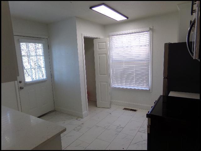 Building Photo - 2320 S Louisiana St