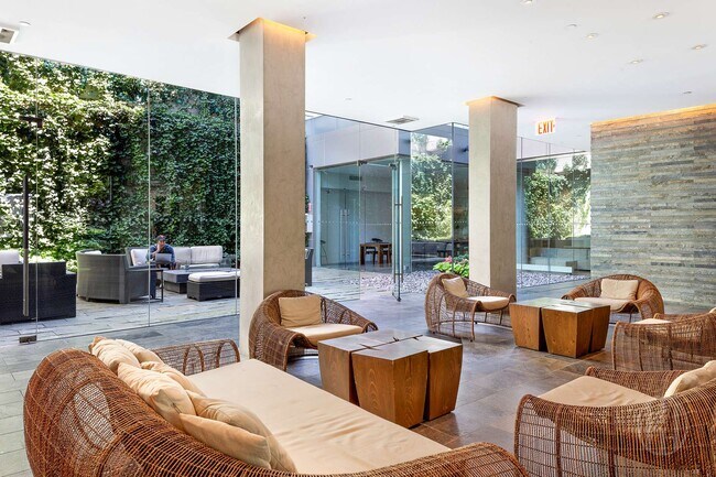 Building Photo - 303 E 33rd St