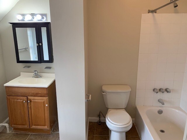 Building Photo - 4039 Spruce St