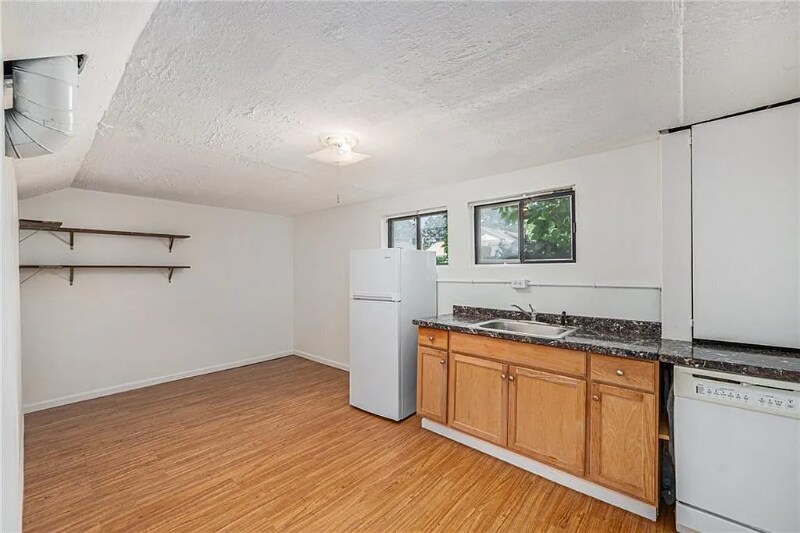 Building Photo - 6901 E 140th Terrace