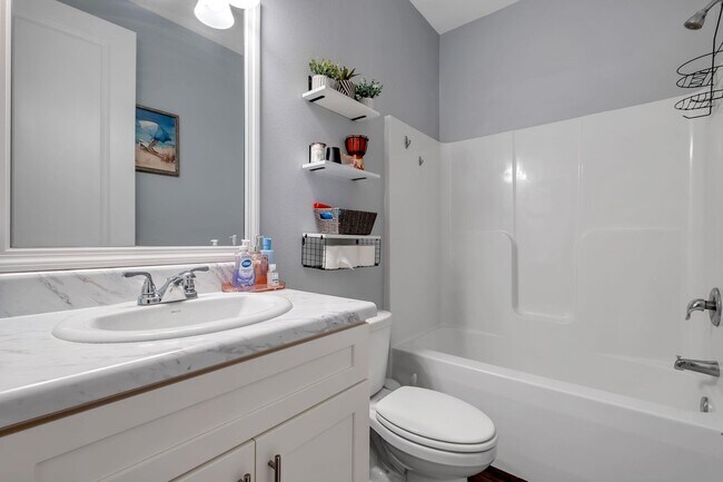 Building Photo - 4354 Bottle Brush Ln