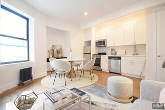 Building Photo - 45 Tiemann Pl