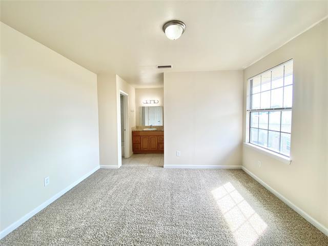 Building Photo - 8001 Rothington Rd