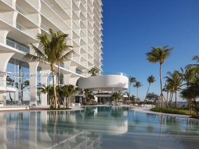 Primary Photo - 16901 Collins Ave