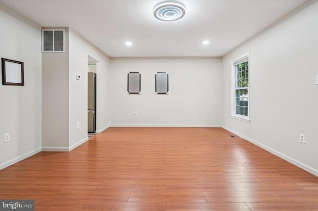 Building Photo - 3226 Foothill St