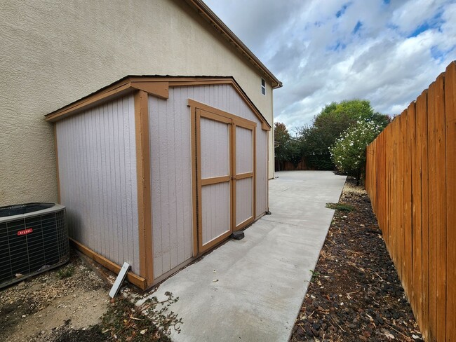 Building Photo - 1108 Tuscan Ct