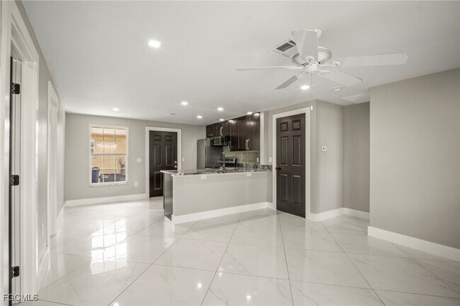 Building Photo - 5443 Sago Ave