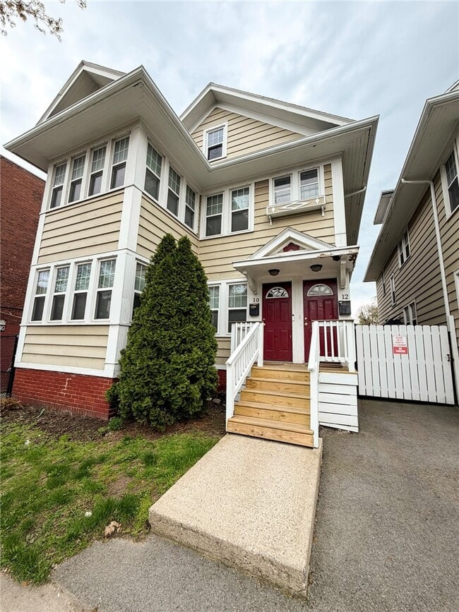 Building Photo - 12 Boardman St