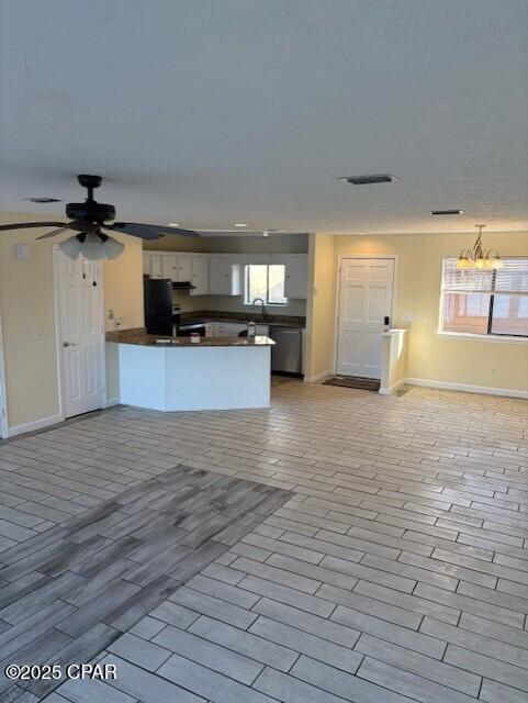 Building Photo - 115 Marin Dr