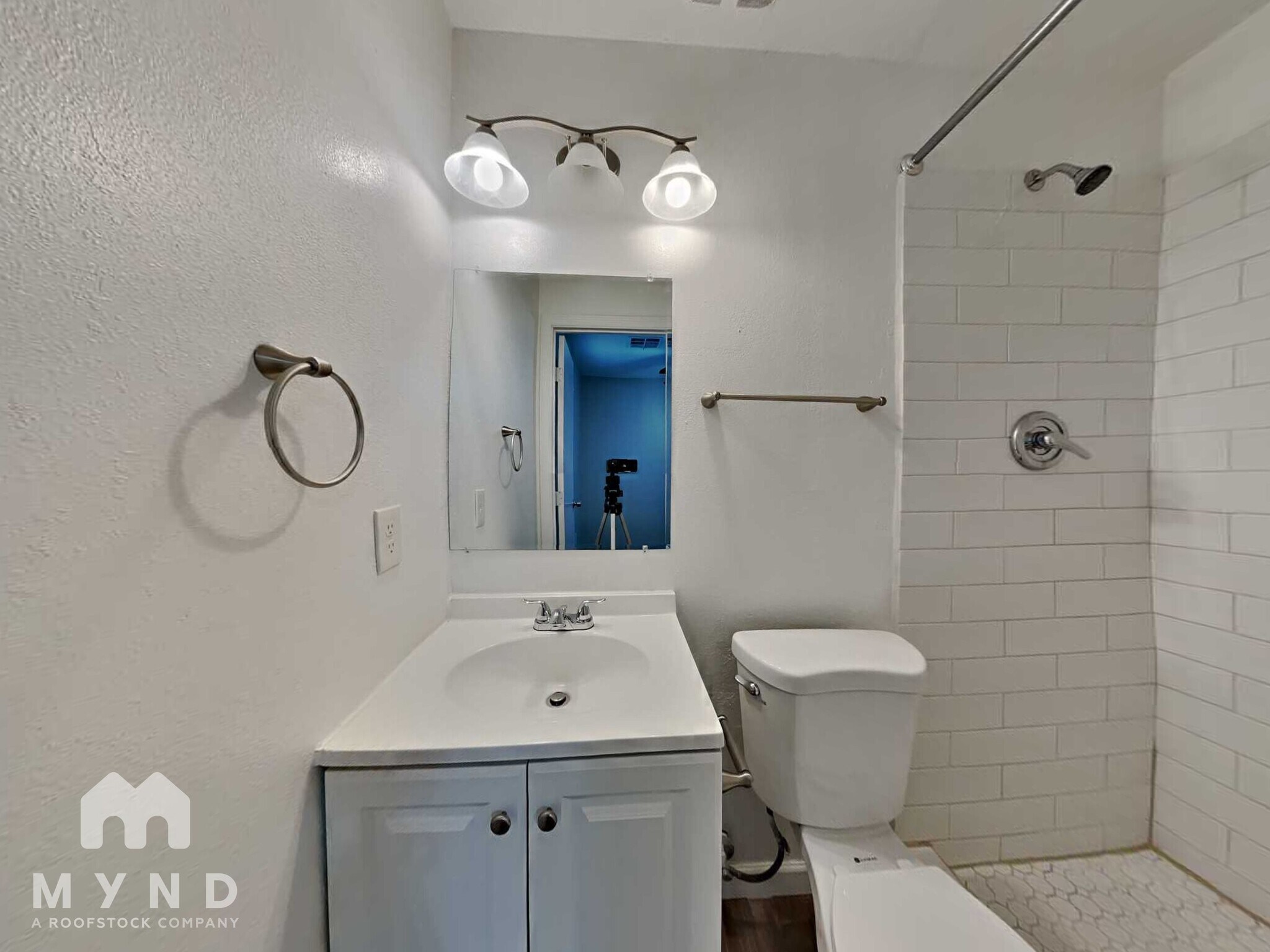 Building Photo - 8336 N 105th Ln