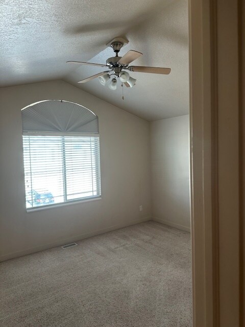 Building Photo - 2056 Evans Cove Loop