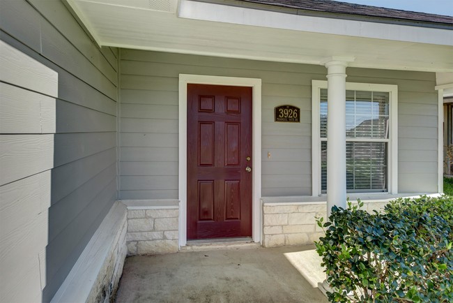 Building Photo - 3926 Tranquil Path Dr