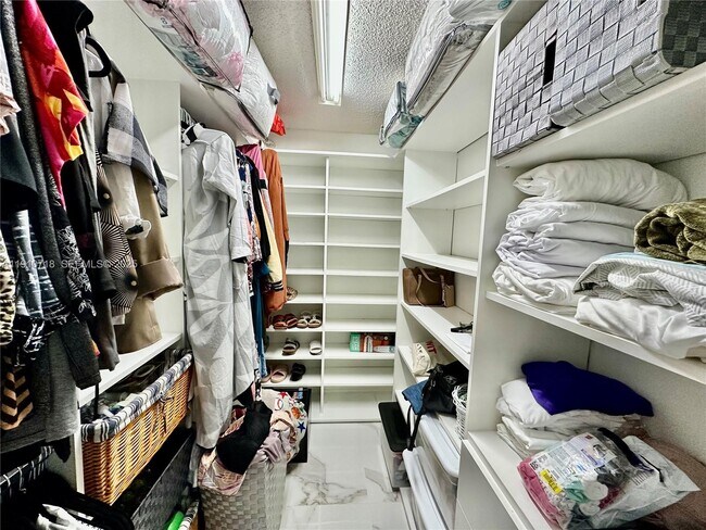 Building Photo - 5259 NW 184th Ln