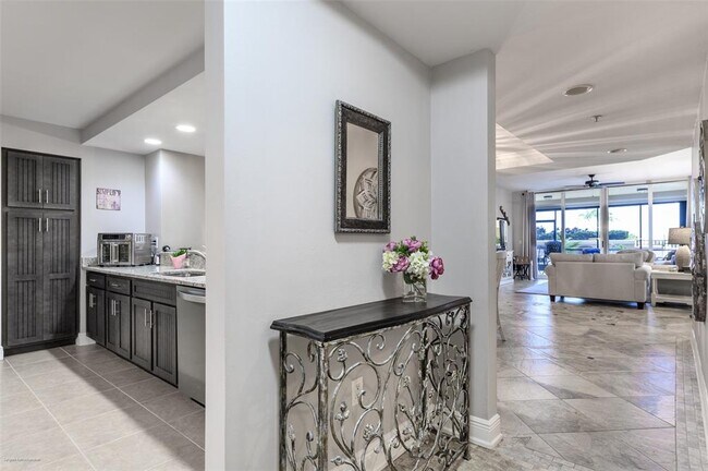Building Photo - 3313 Sunset Key Cir