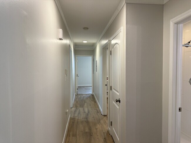 Building Photo - 3BR/2BA Durham Duplex | Utilities Included | Move-In Special: $500 Deposit | Near Duke