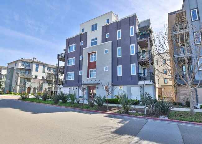 Building Photo - Milpitas Penthouse Condo 2 bed / 2 bath, m...