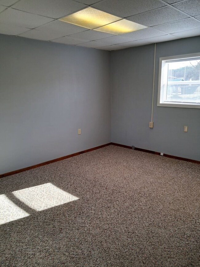 Building Photo - Frankfort Hwy- Fridley