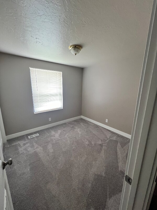 Building Photo - 10428 S 2775 W