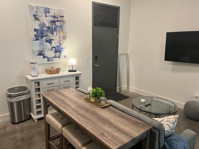 Building Photo - 1801 2nd Ave N