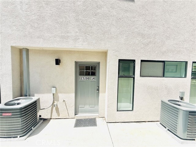 Building Photo - 25200 Frampton Ave
