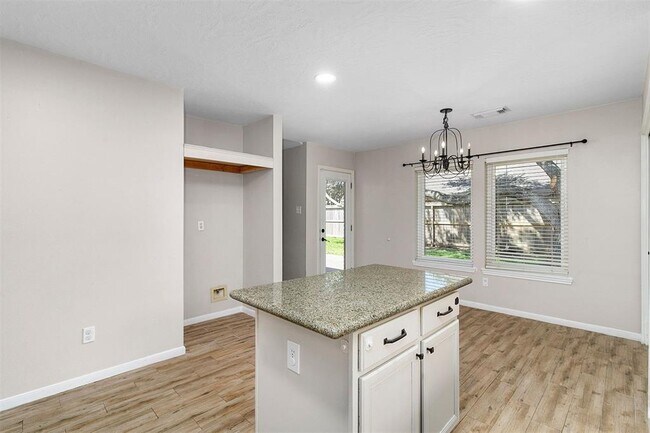 Building Photo - 2918 Abbey Field Dr