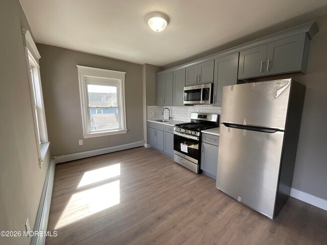 Building Photo - 1015 Mattison Ave