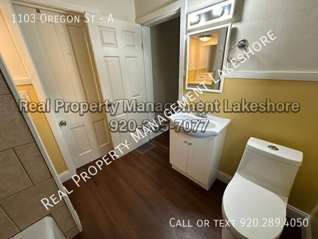 Building Photo - 1103 Oregon St