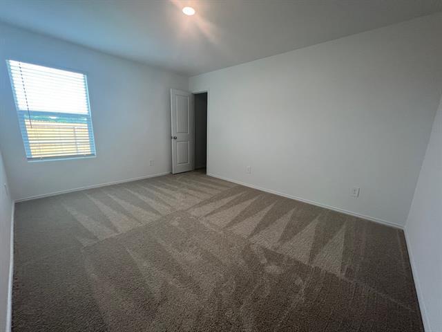 Building Photo - 2701 Rialto Dr