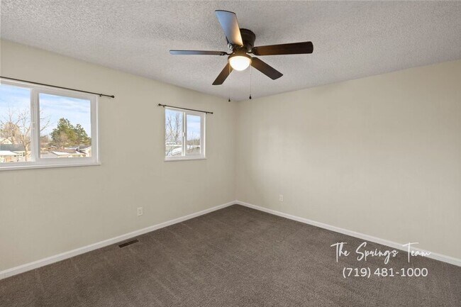 Building Photo - 210 Kilmer Ct