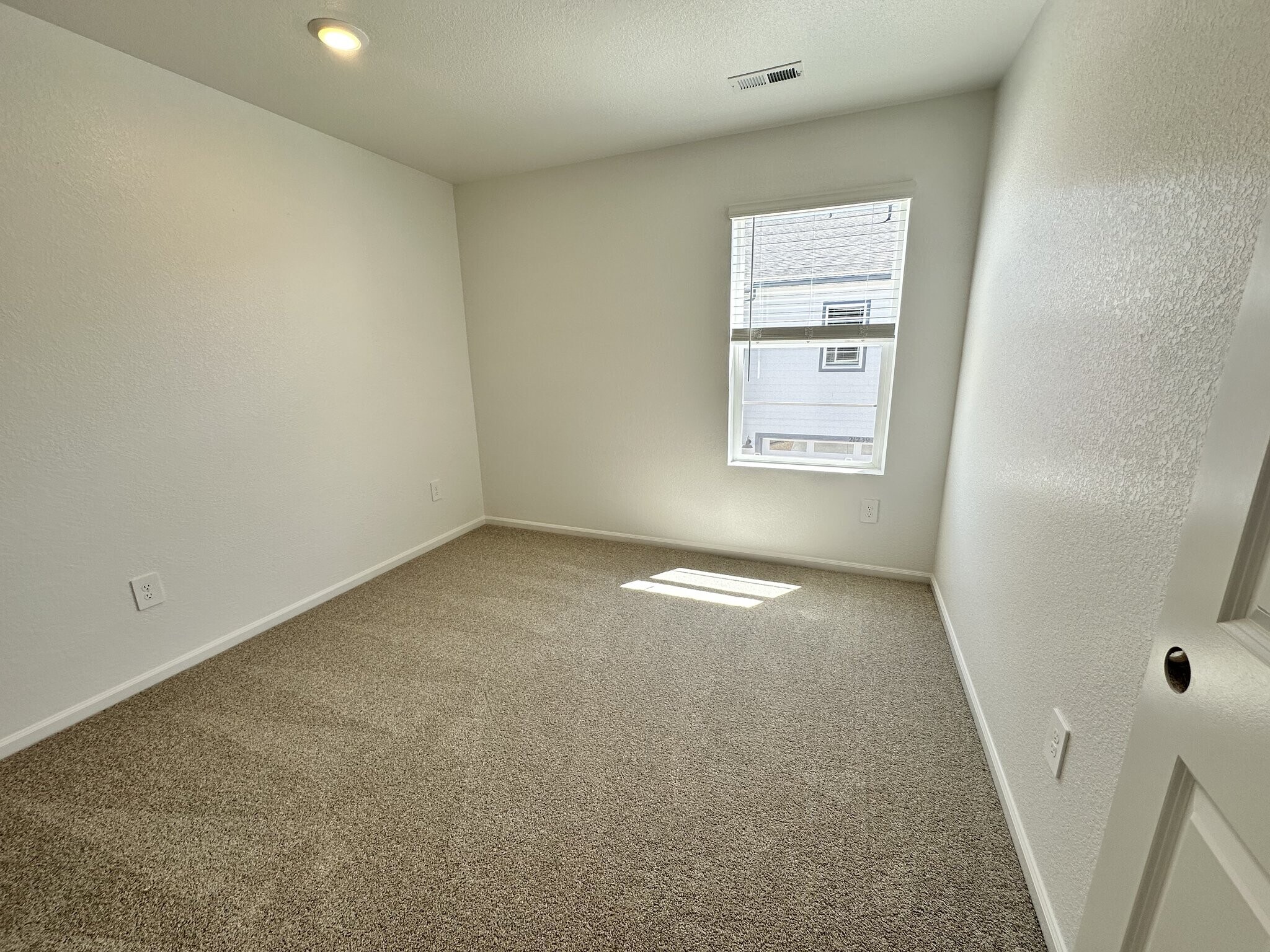 Building Photo - 21244 E 65th Dr