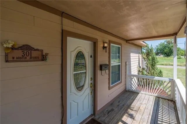 Building Photo - 301 W Austin Ave