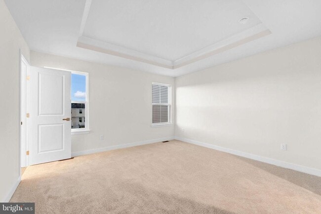 Building Photo - 66 SPYGLASS HILL Dr