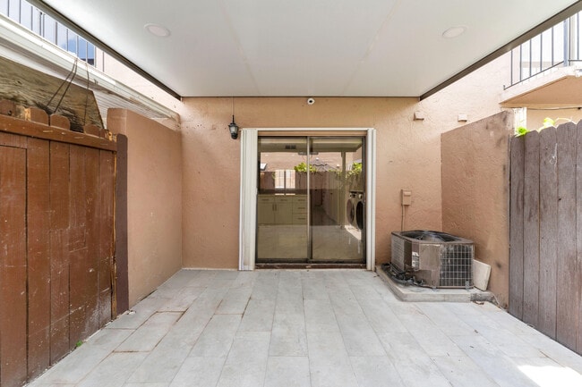 Building Photo - 1917 SW 107th Ave