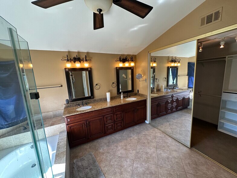 Building Photo - 28338 Welfleet Ln