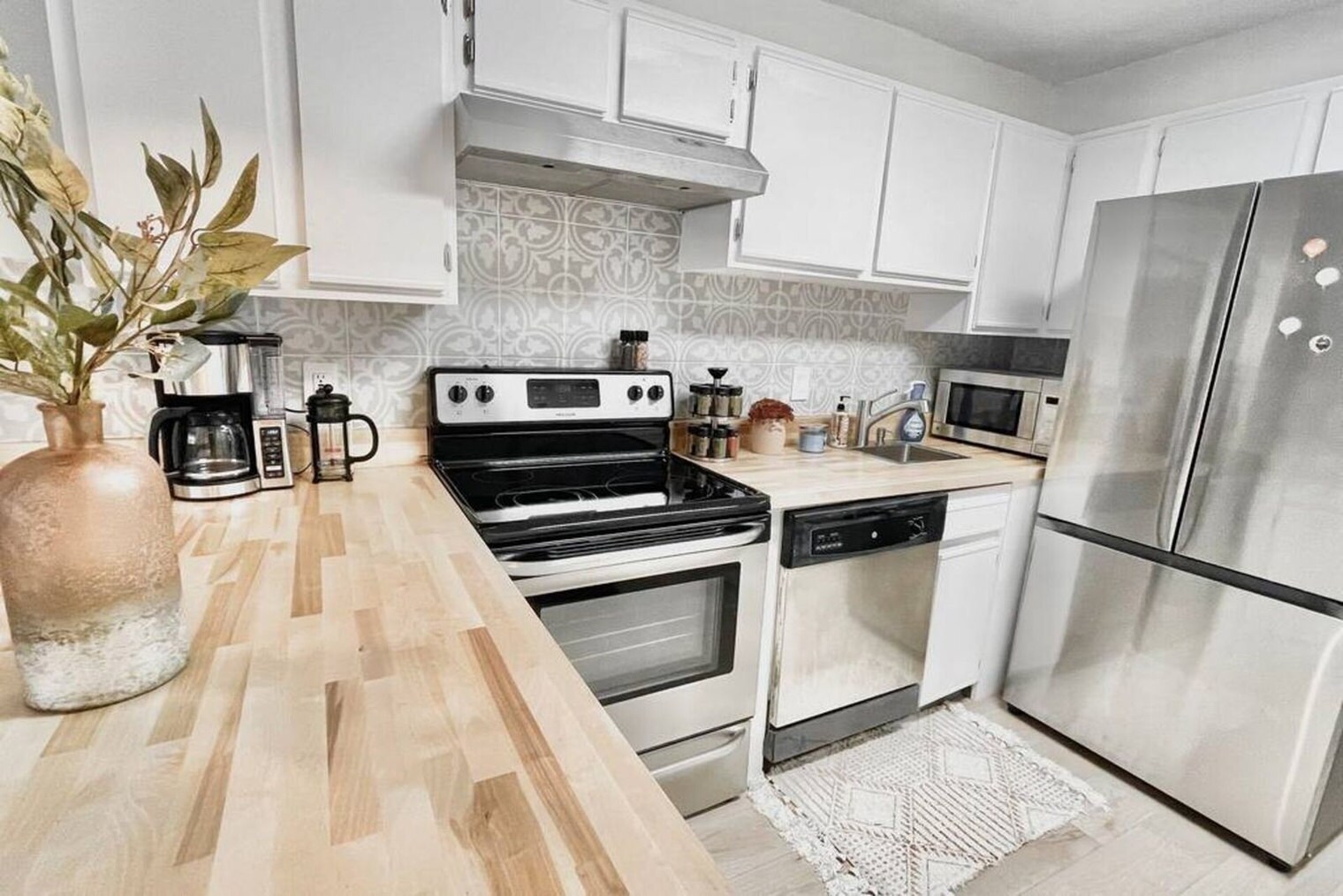 Building Photo - 253 Hayden Rd