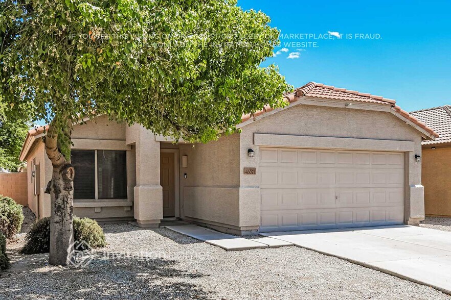 Building Photo - 40071 N Cassara Dr