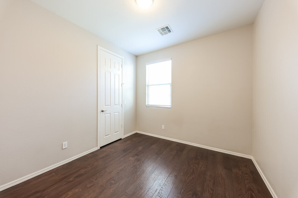 Building Photo - 1187 N 164th Ave