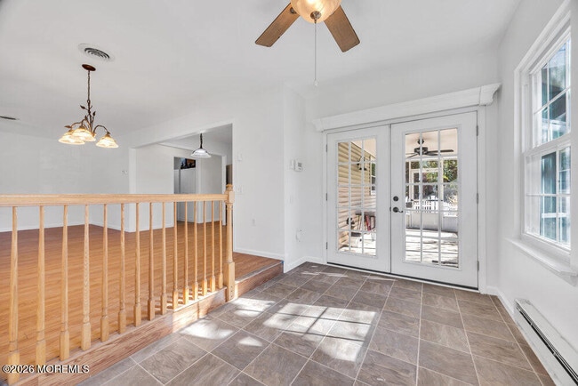 Building Photo - 5B Spring St