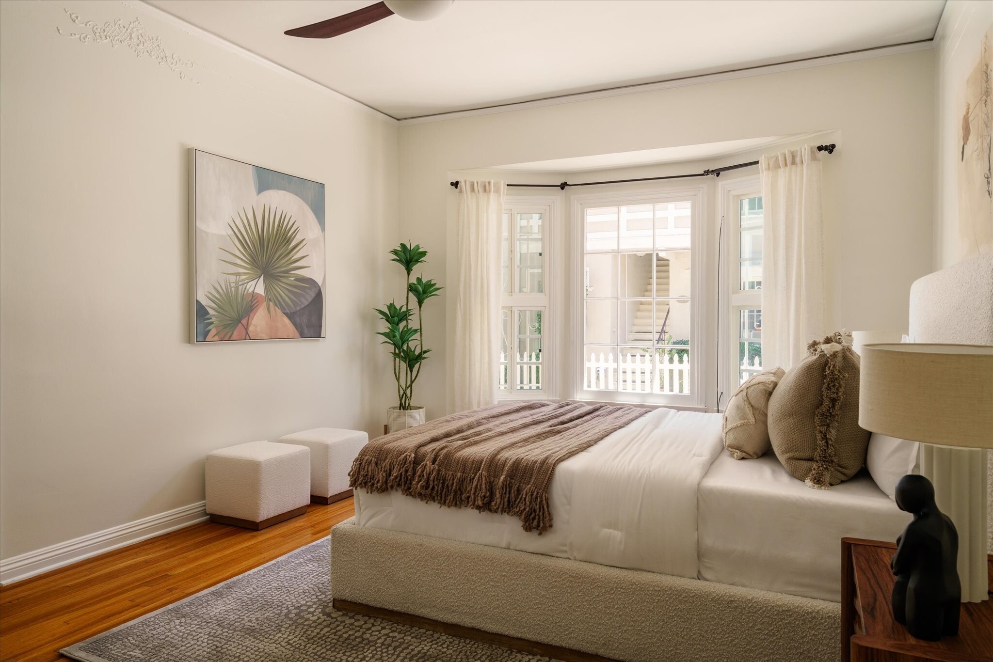 Middle Bedroom - 215 S Poinsettia Pl