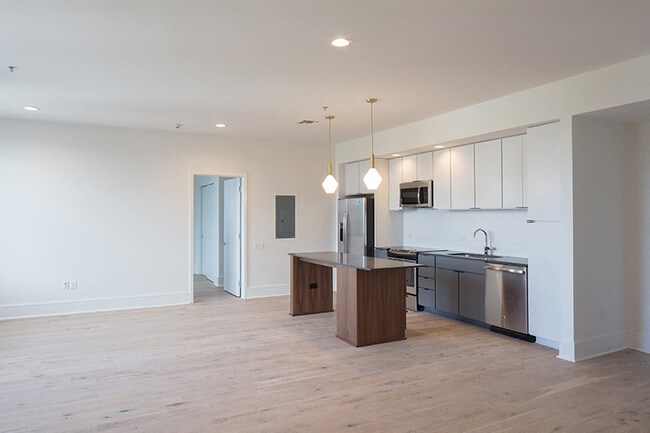 Floorplan - The Julian Apartments