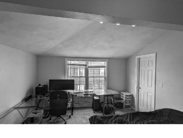 Building Photo - 15 Montrose St
