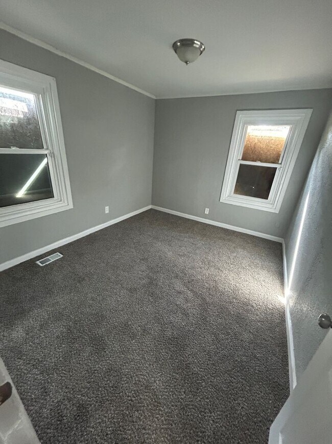 Building Photo - For Lease