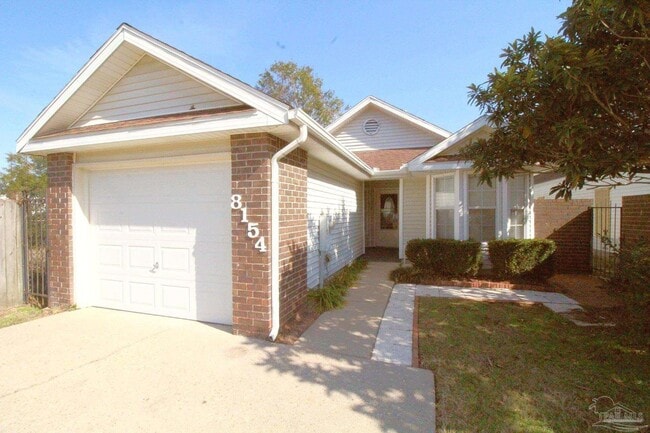 Building Photo - 8154 Treetop Ln