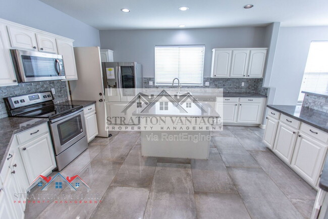 Building Photo - 17916 N 183rd Ave