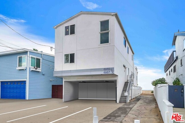 Building Photo - 6955 Trolleyway S