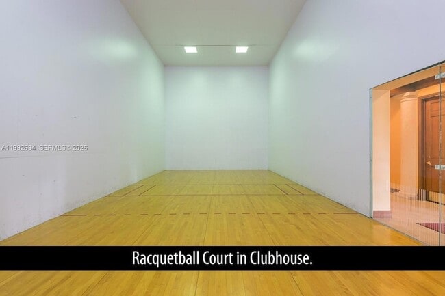 Building Photo - 15125 Michelangelo Blvd