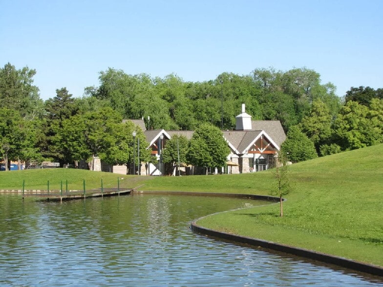 Building Photo - 1881 1100 E