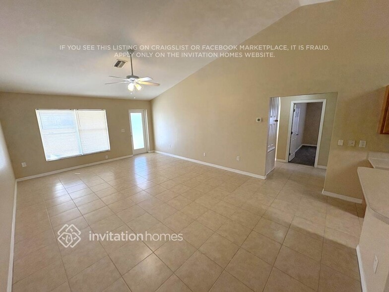 Building Photo - 2511 Mauritania Rd